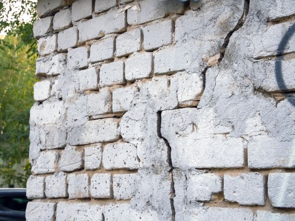 Cracked Brick Wall Repair in Redding